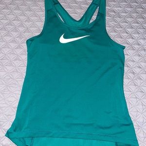 Women’s Nike Pro tank top!